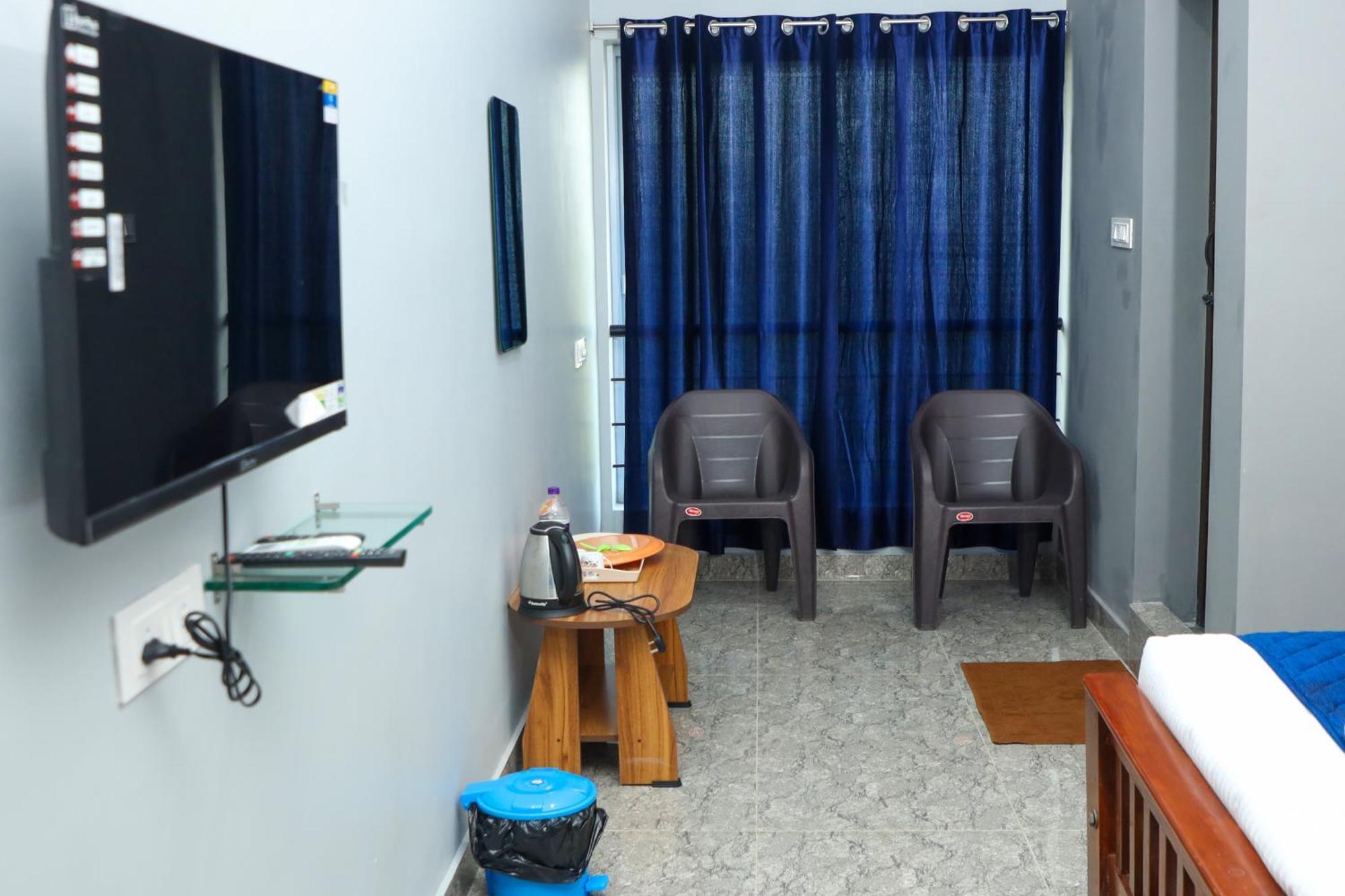 Bay Walk Residency Hotel ออโรวิลล์ ภายนอก รูปภาพ