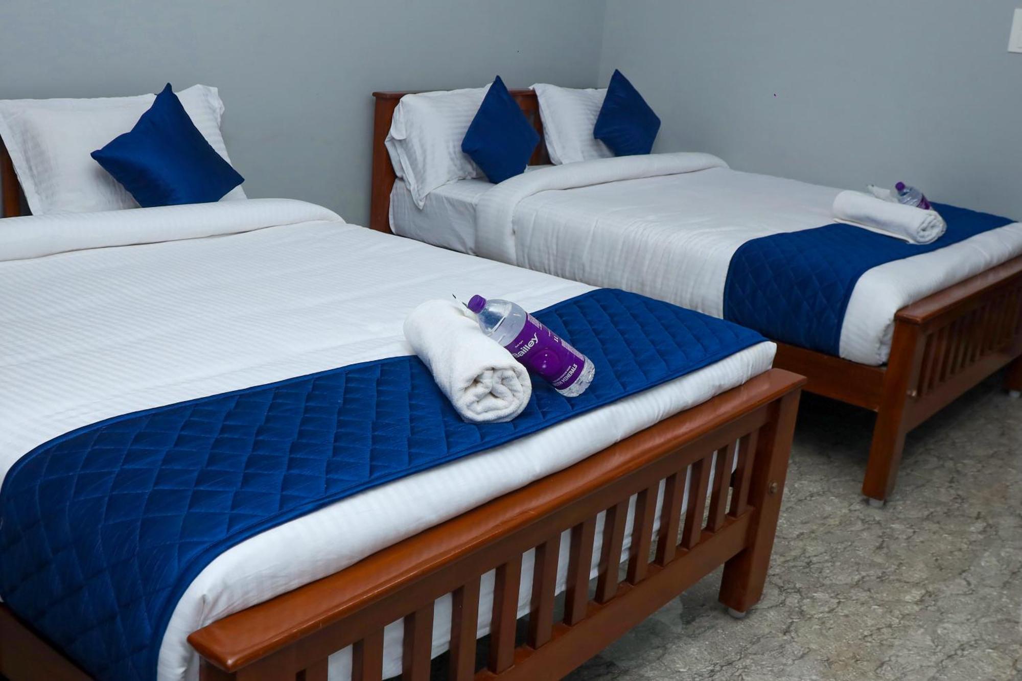 Bay Walk Residency Hotel ออโรวิลล์ ภายนอก รูปภาพ